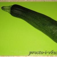 Zucchini-Krapfen mit Hackfleisch